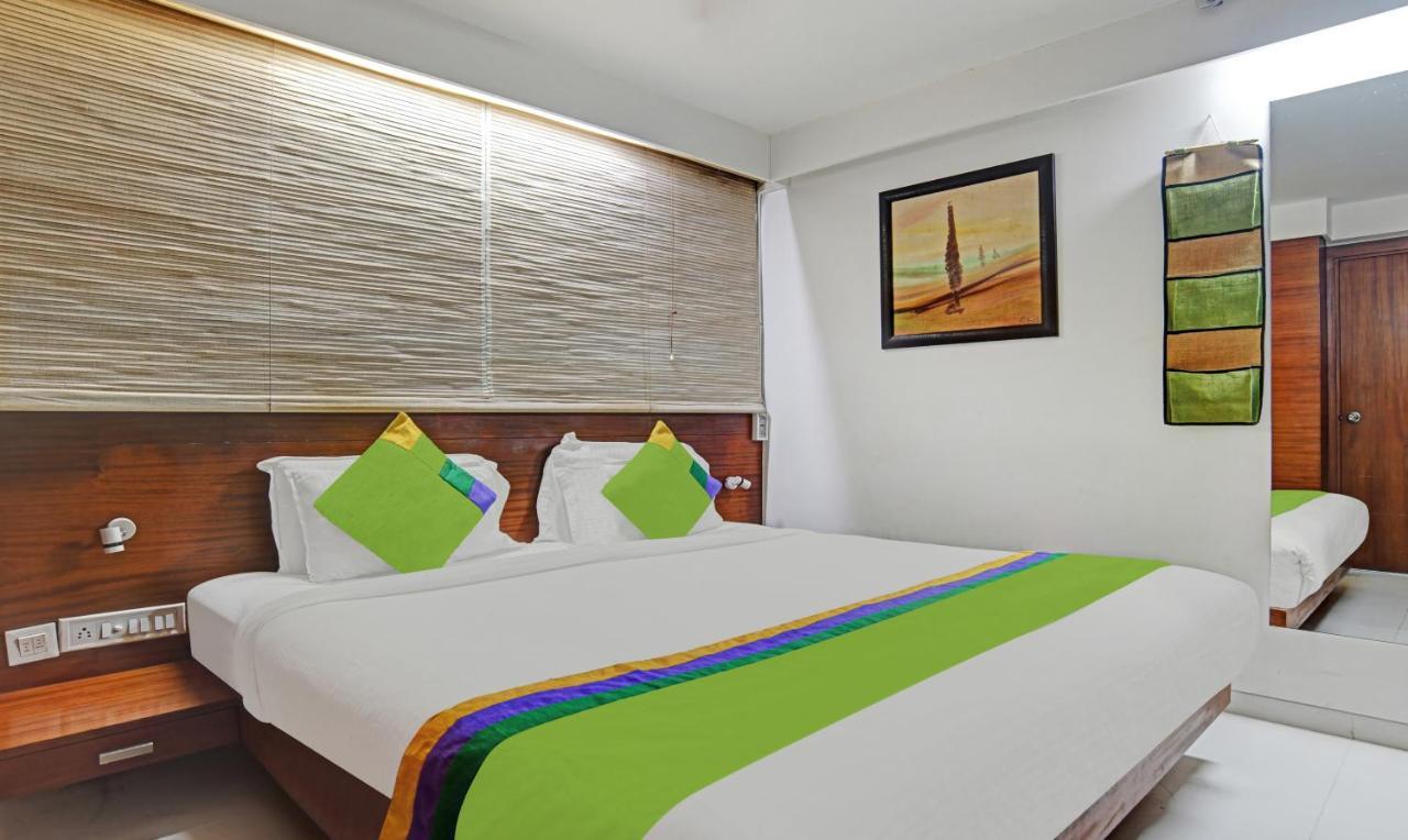 Treebo Cherry Tree Indore Ngoại thất bức ảnh